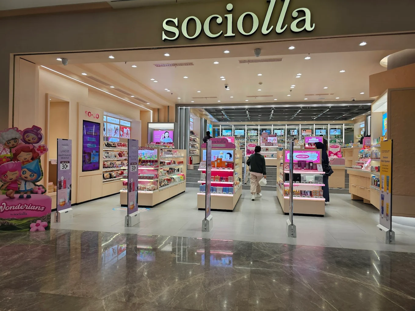 SOCIOLLA LIPPO MALL NUSANTARA